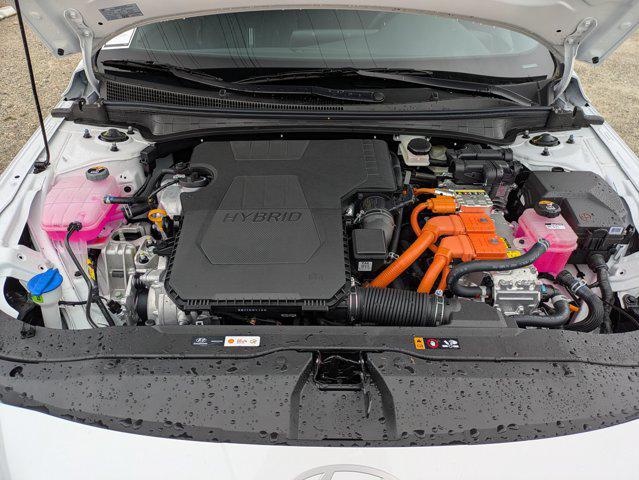2025 Hyundai Elantra Blue - Photo 16