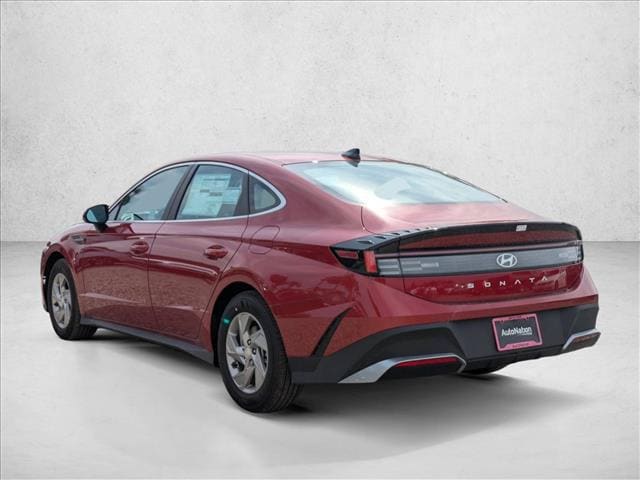 2025 Hyundai Sonata SE - Photo 8