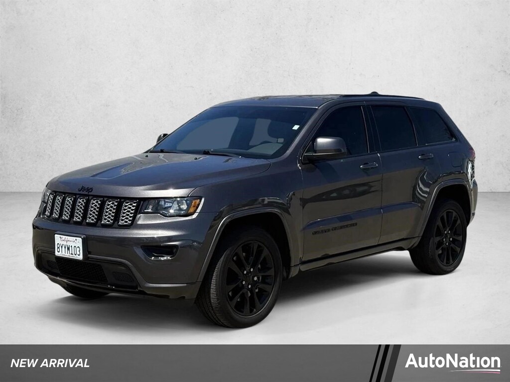 Used 2021 Jeep Grand Cherokee Laredo SUV