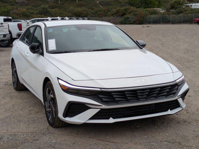 2025 Hyundai Elantra Blue - Photo 7