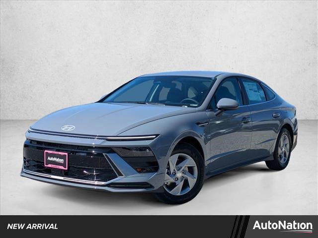 2026 Hyundai Sonata SE's photo