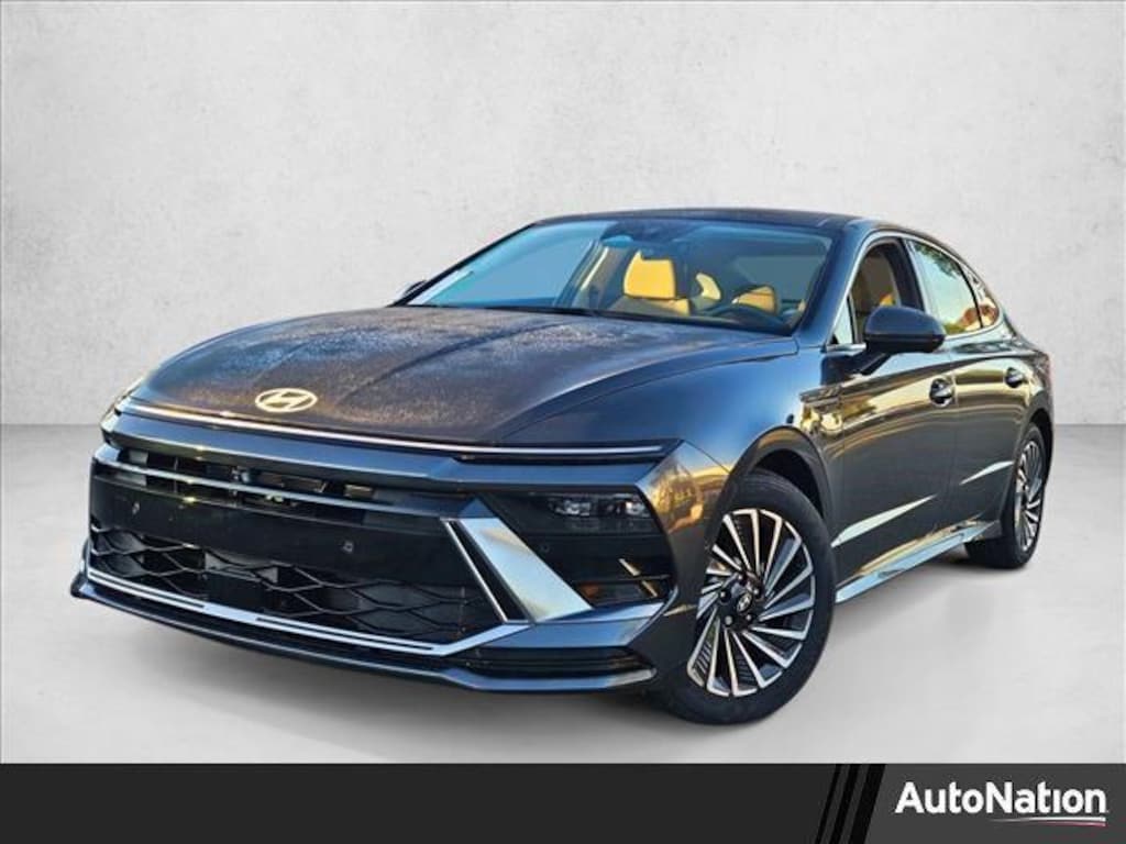 New 2025 Hyundai Sonata Hybrid Limited Sedan
