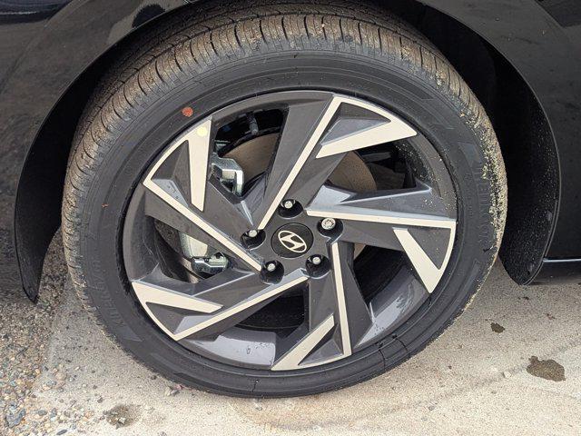 2025 Hyundai Elantra Blue - Photo 9