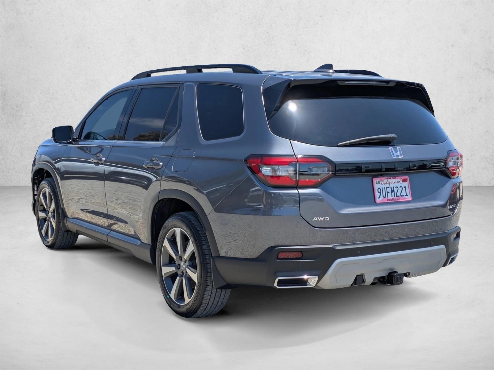 2025 Honda Pilot Elite - Photo 8