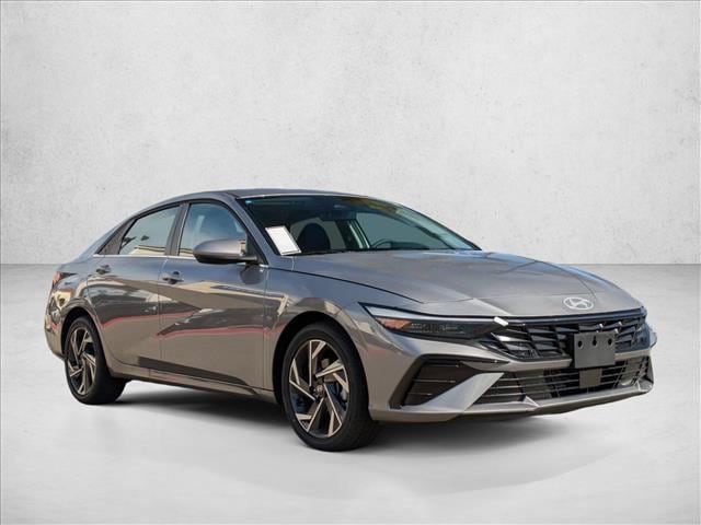 2025 Hyundai Elantra SEL - Photo 7