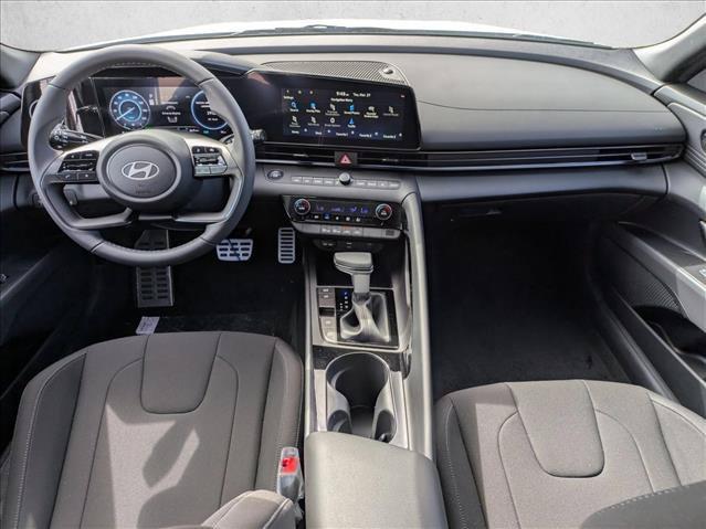 2025 Hyundai Elantra Blue - Photo 15