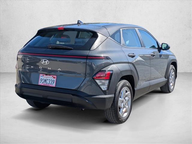 2025 Hyundai Kona SE photo 5
