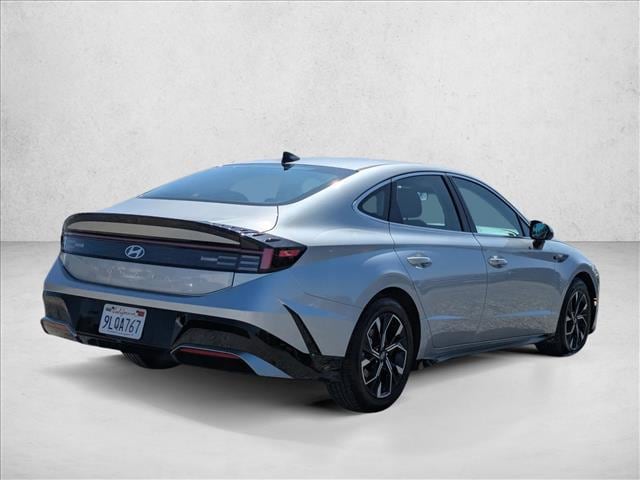 2024 Hyundai Sonata SEL photo 5