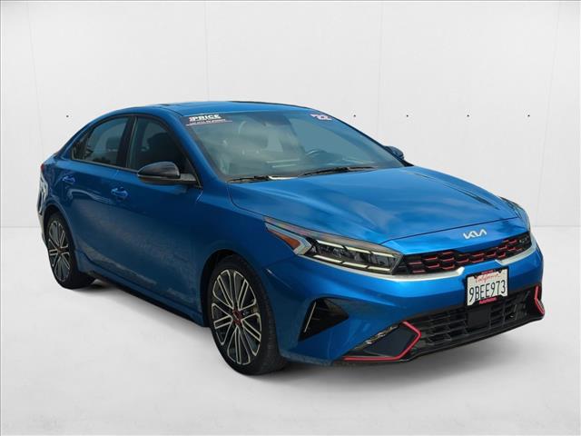 2022 Kia Forte GT photo 3