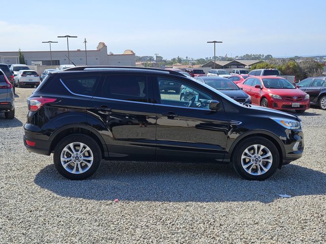 2017 Ford Escape SE photo 4