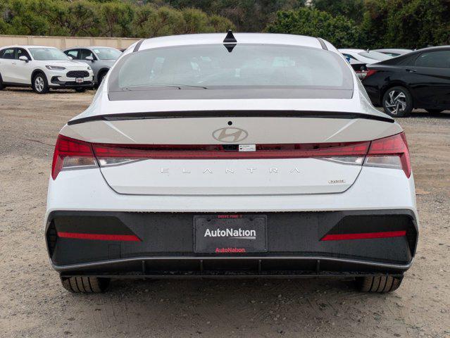 2025 Hyundai Elantra Blue - Photo 8
