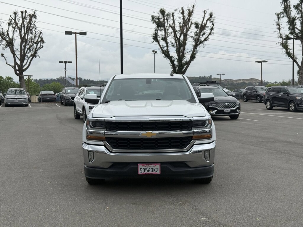Used 2018 Chevrolet Silverado 1500 LT w/1LT Truck Crew Cab