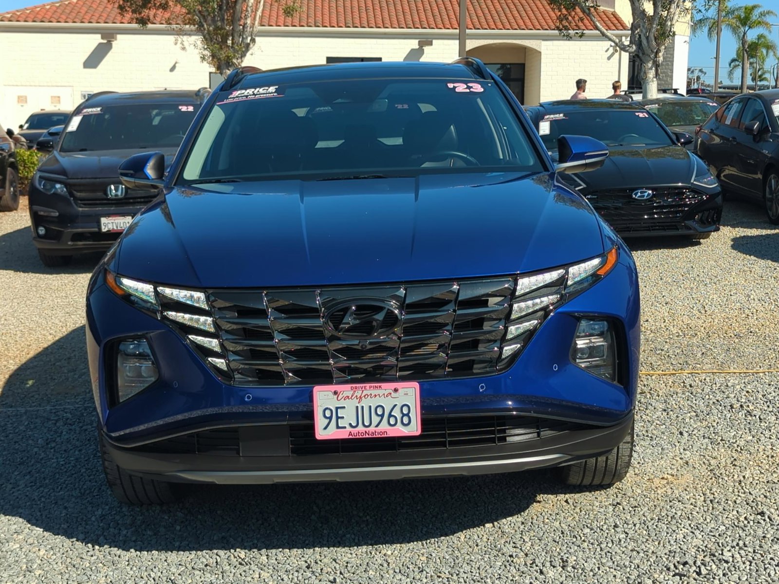 2023 Hyundai Tucson Limited photo 2