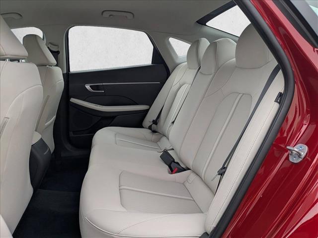 2025 Hyundai Sonata SE - Photo 16