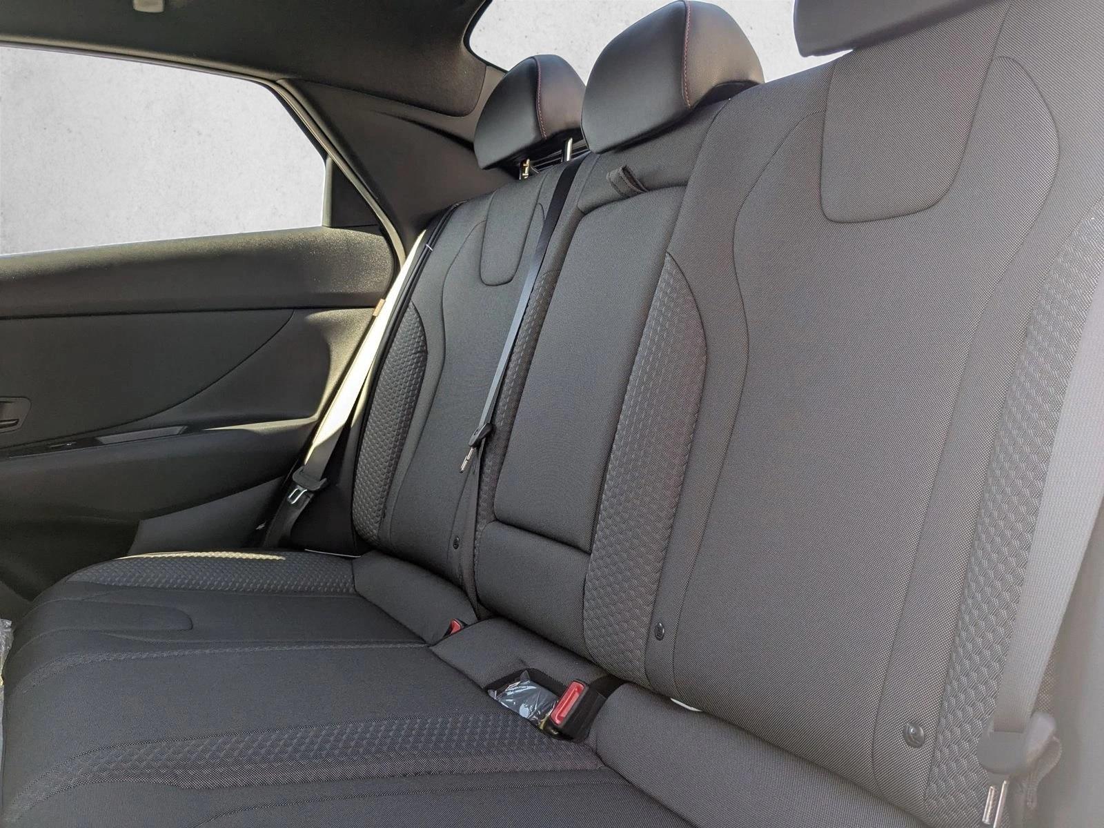 2025 Hyundai Elantra N Line - Photo 19