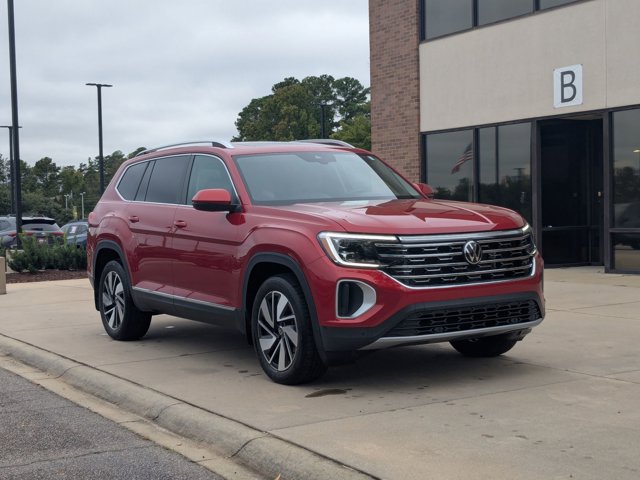 2024 Volkswagen Atlas SEL photo 3