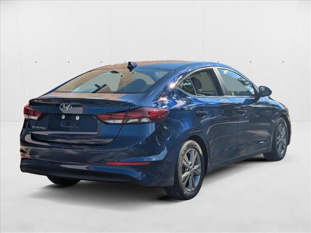 2018 Hyundai Elantra SEL photo 2