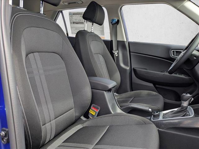 2025 Hyundai Venue SEL - Photo 22