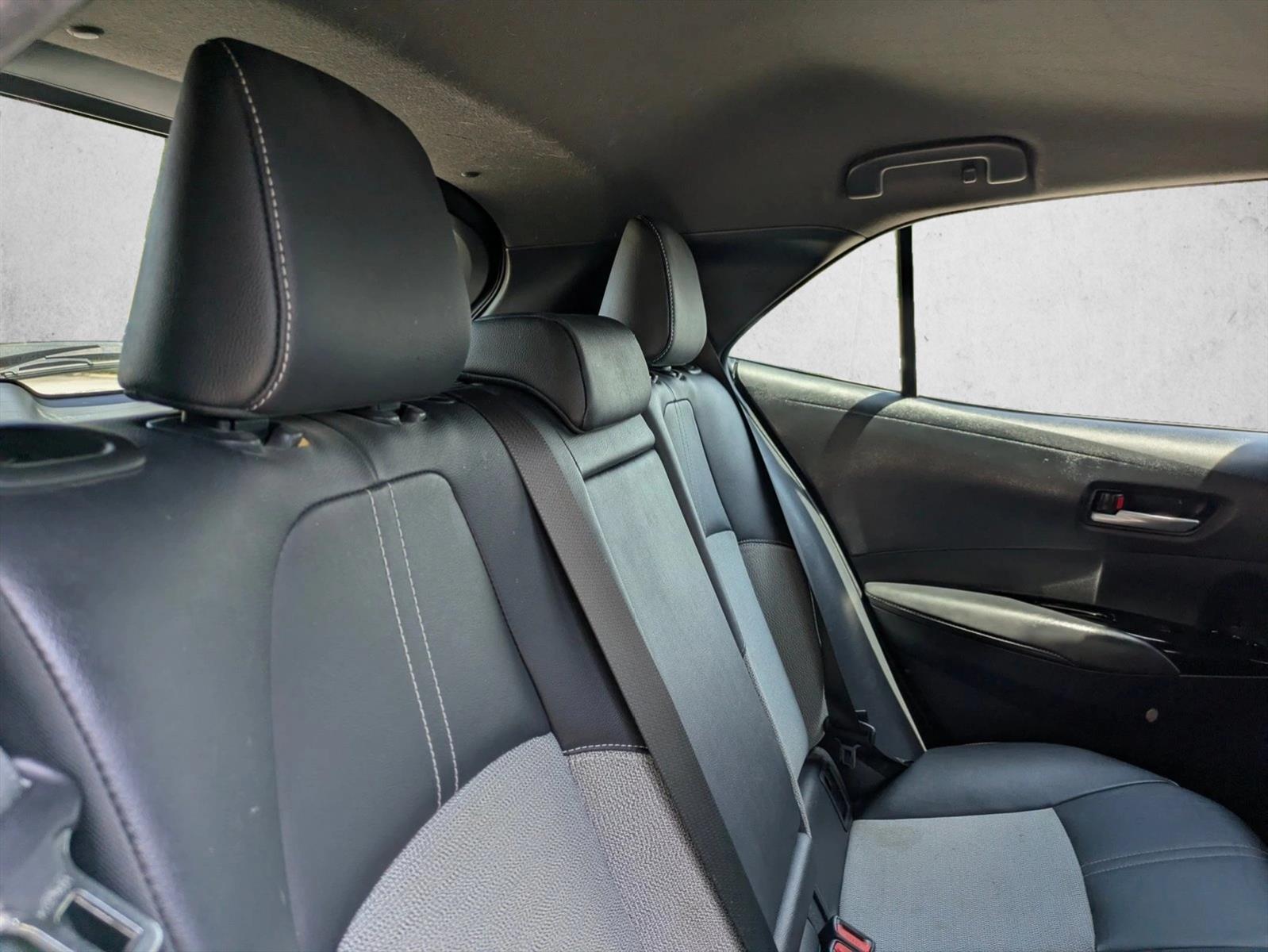 2019 Toyota Corolla Hatchback XSE - Photo 18