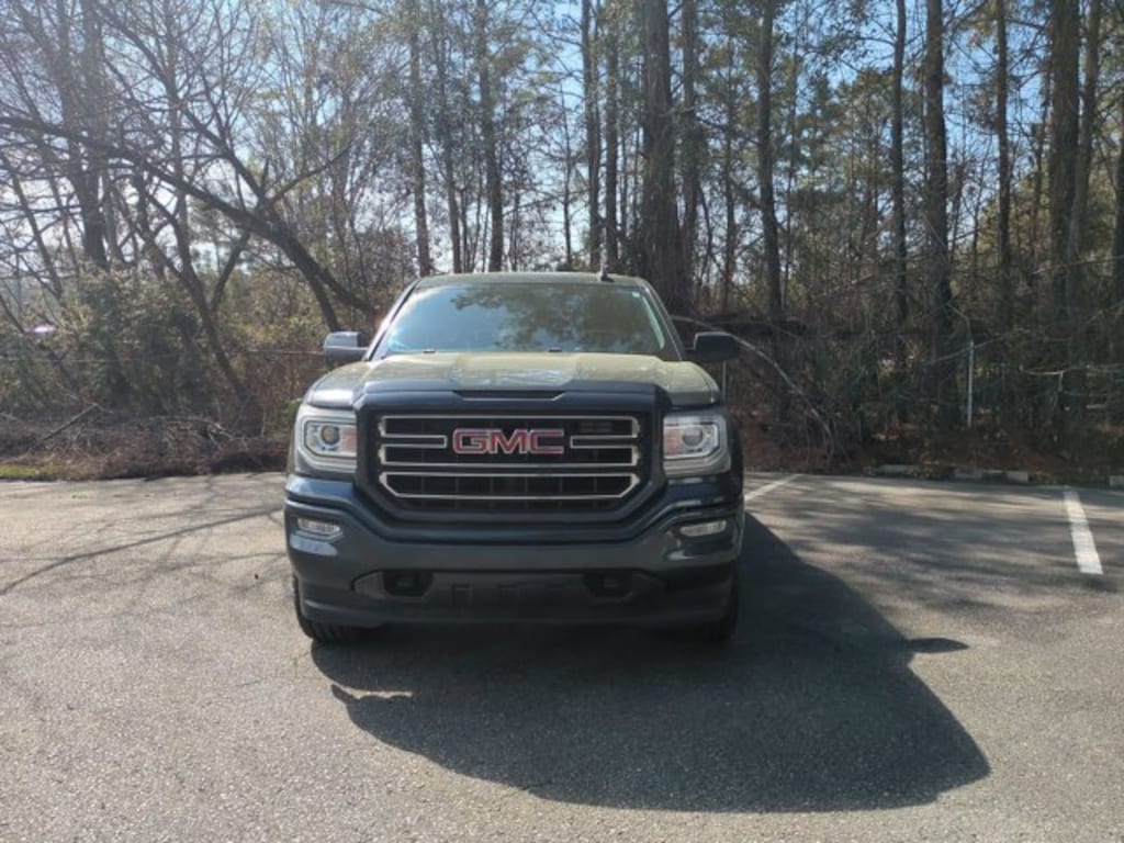 Used 2018 GMC Sierra 1500 Extended Cab Pickup