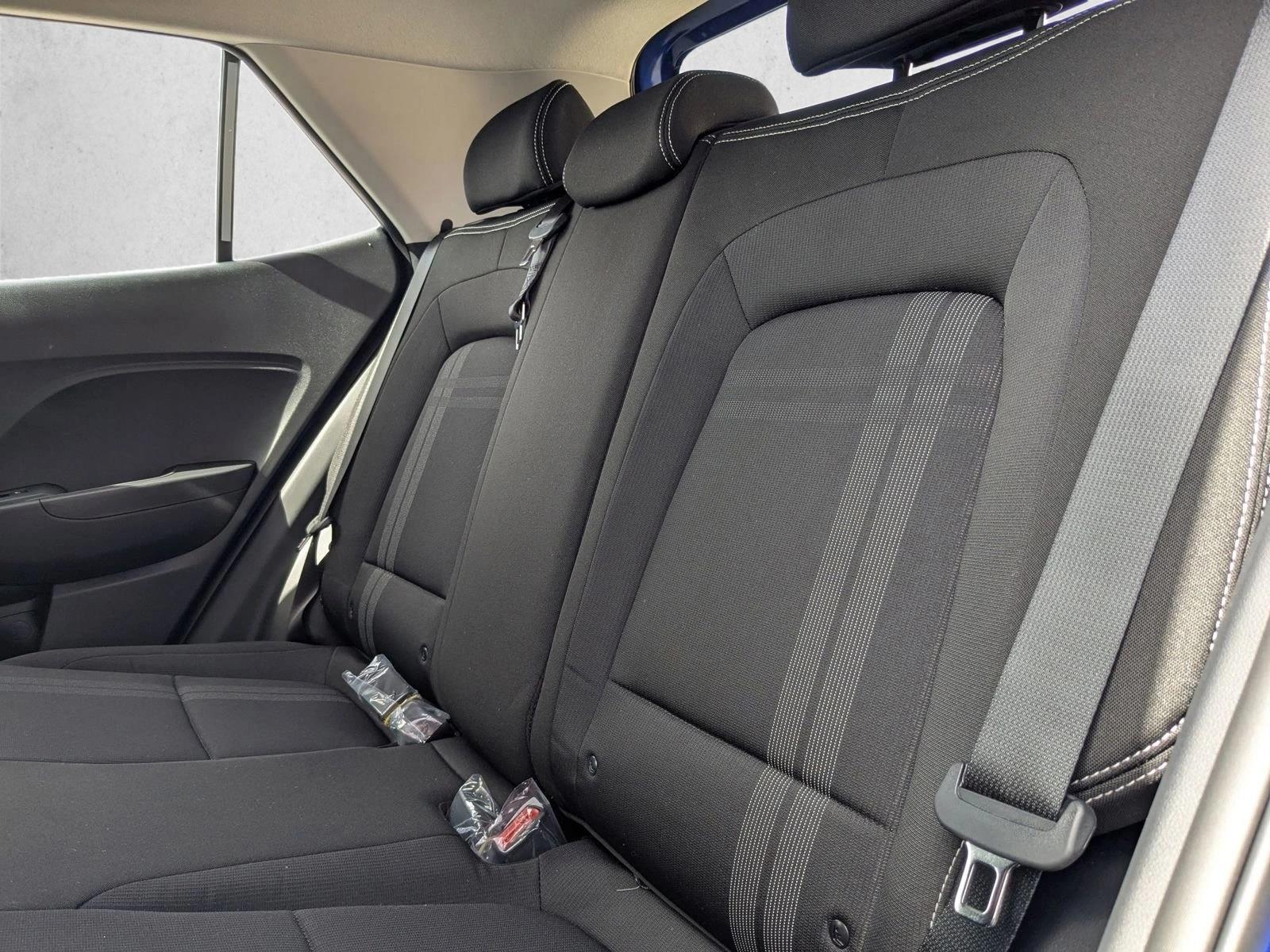2025 Hyundai Venue SEL - Photo 19