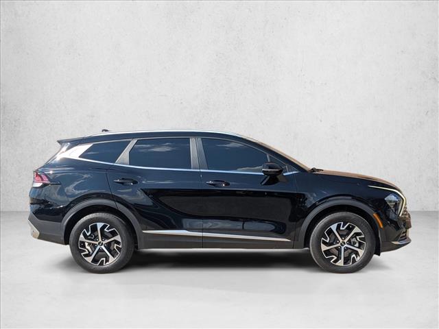 2023 Kia Sportage EX photo 4