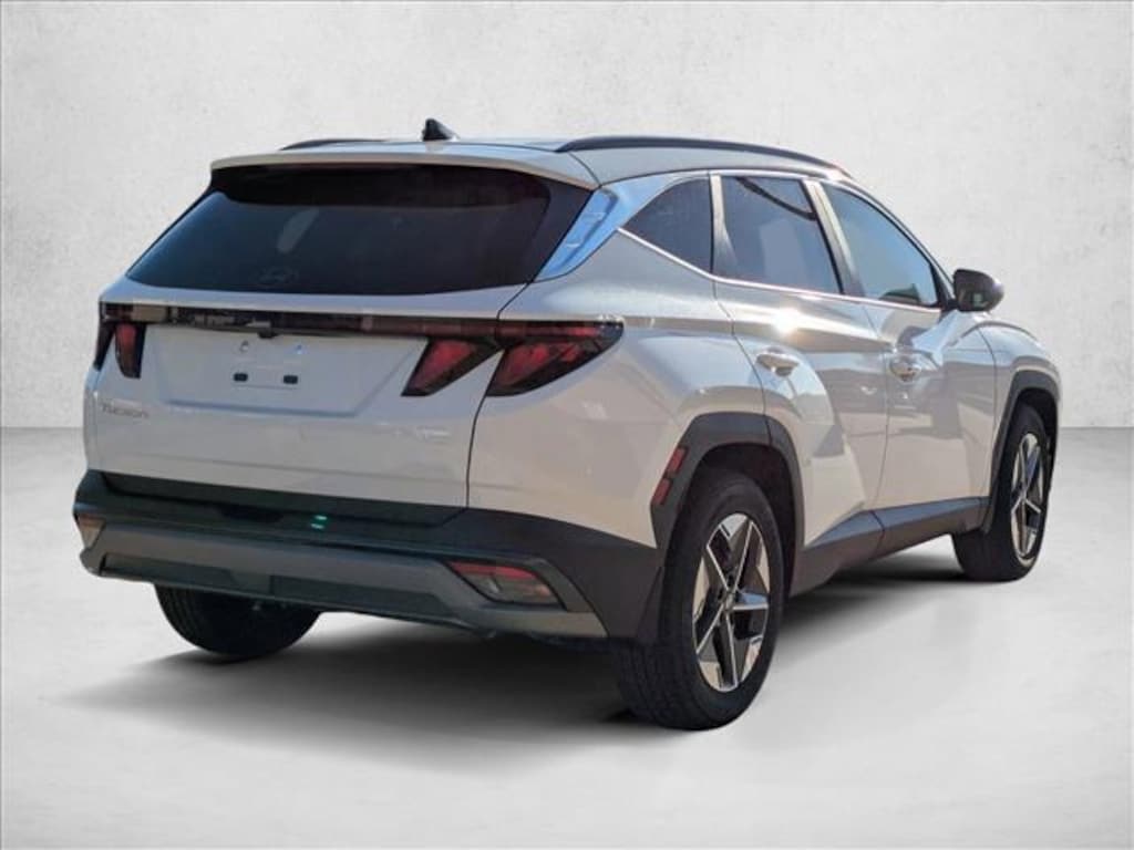 New 2026 Hyundai Tucson SEL FWD SUV