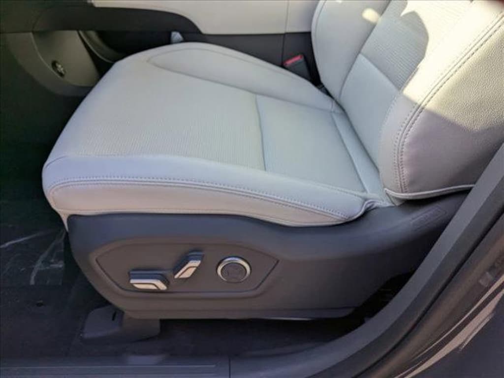 New 2026 Hyundai Santa Fe Hybrid Limited SUV