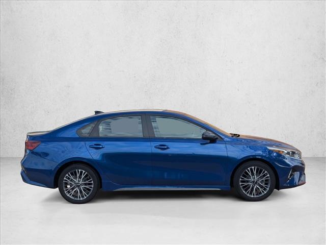 2024 Kia Forte GT-Line photo 4
