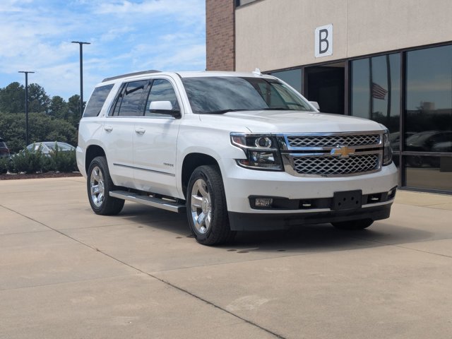 2019 Chevrolet Tahoe LT photo 3