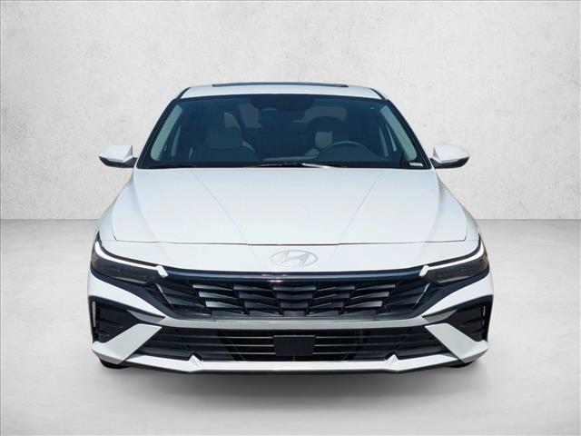 2025 Hyundai Elantra Limited - Photo 6