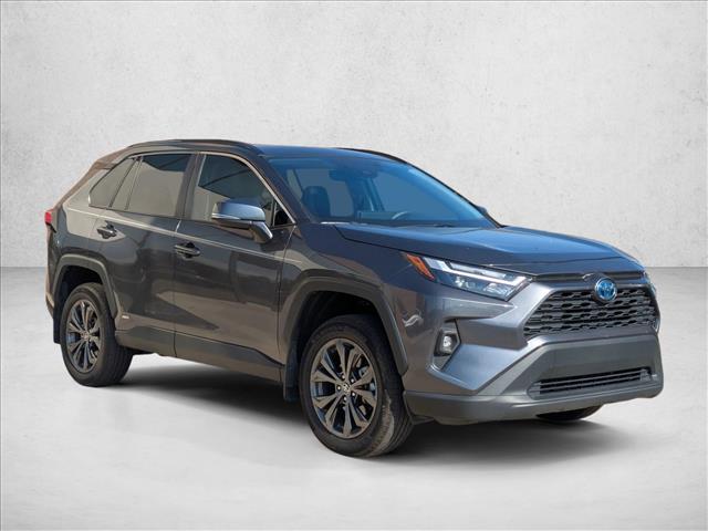 2024 Toyota RAV4 Hybrid XLE Premium photo 3