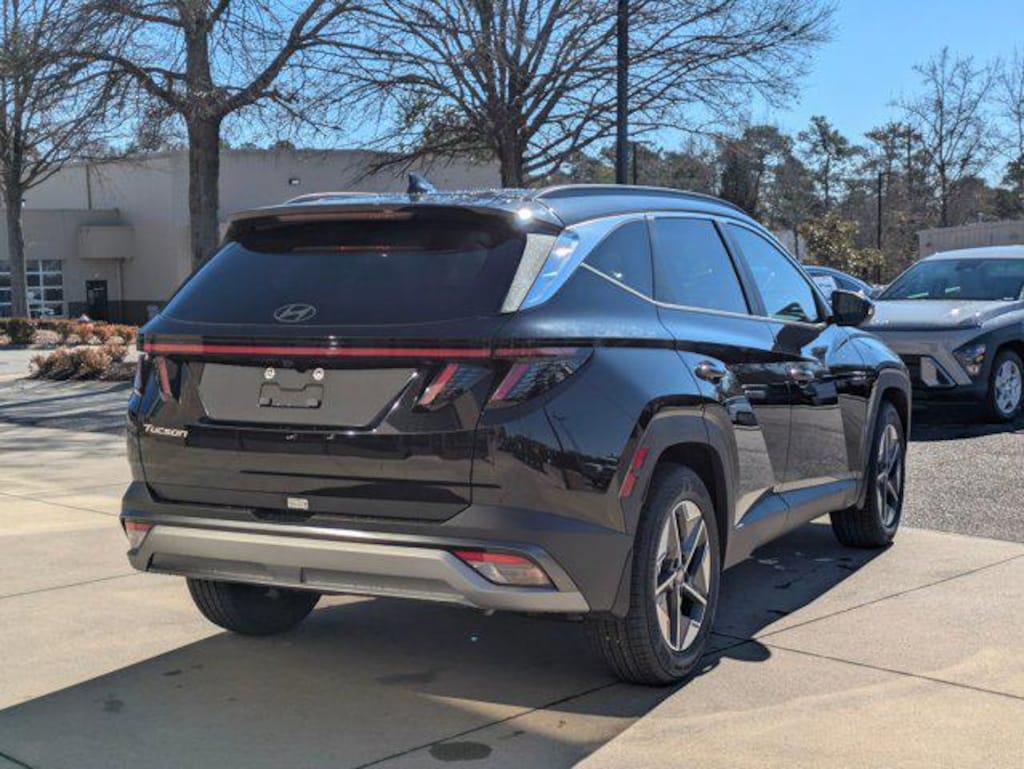 New 2026 Hyundai Tucson SEL Premium FWD SUV