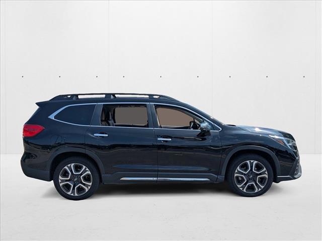 2023 Subaru Ascent Touring photo 4