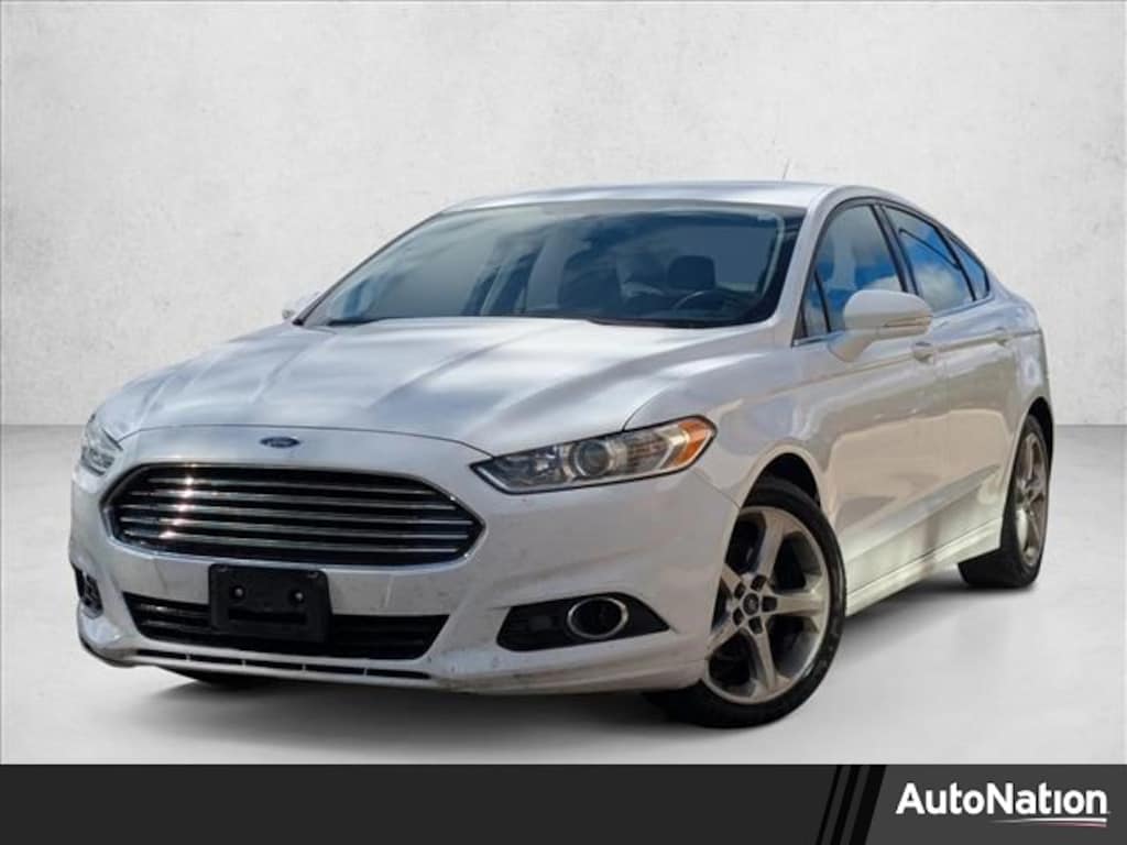 Used 2015 Ford Fusion SE 4dr Car