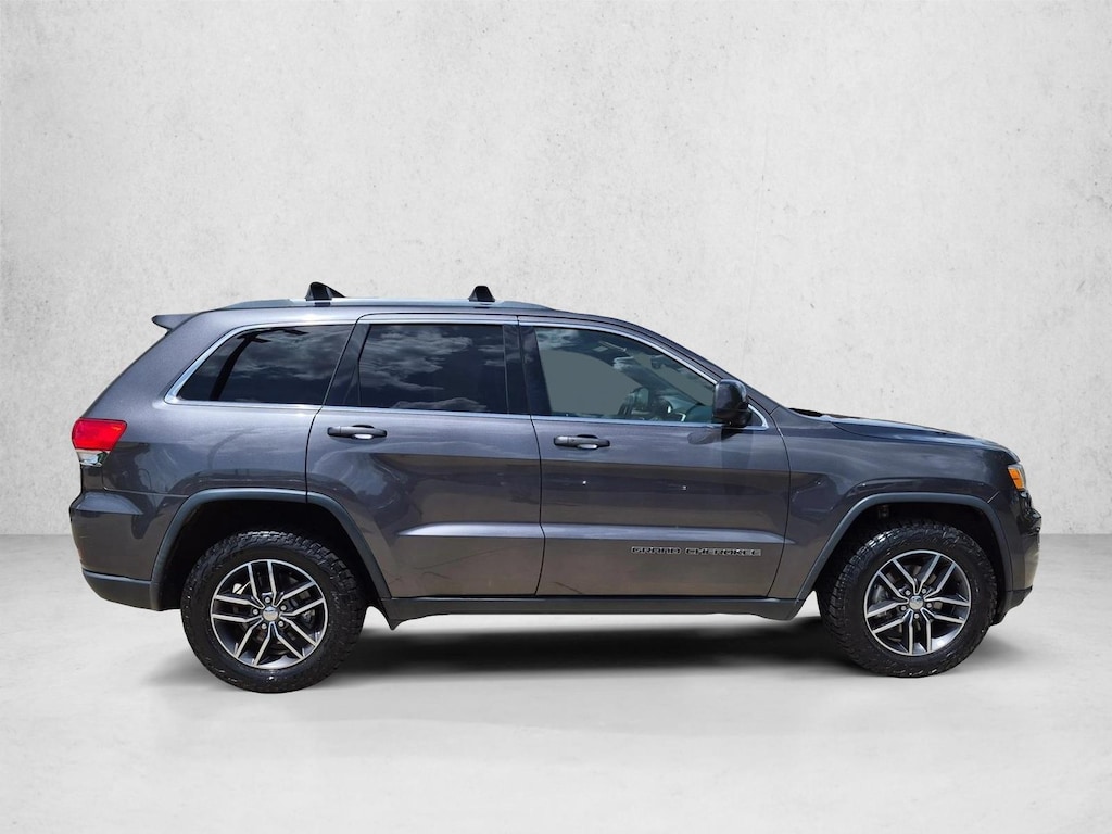 Used 2017 Jeep Grand Cherokee Laredo Sport Utility