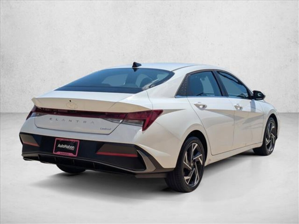 New 2026 Hyundai Elantra Limited Sedan
