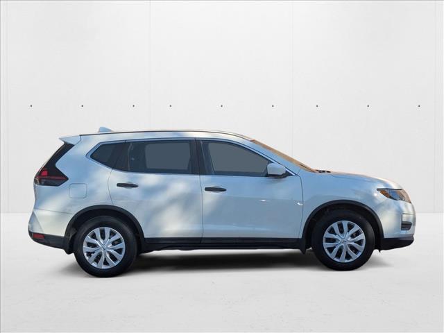 2019 Nissan Rogue S photo 3