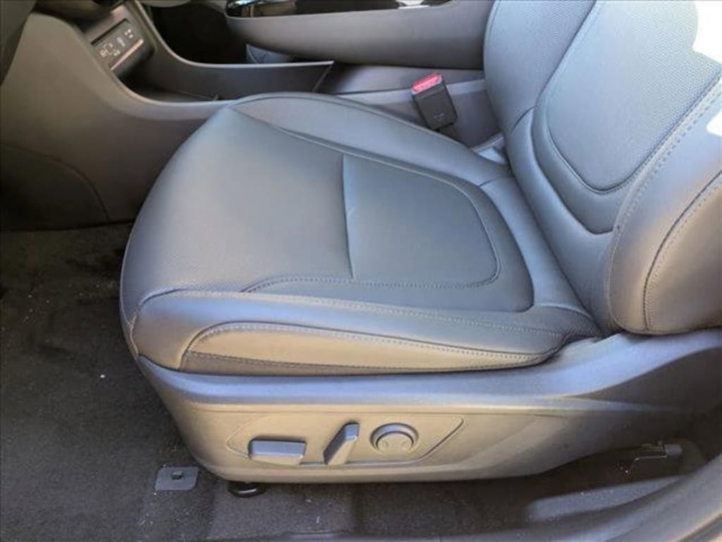 New 2025 Hyundai Tucson Hybrid SEL Convenience SUV