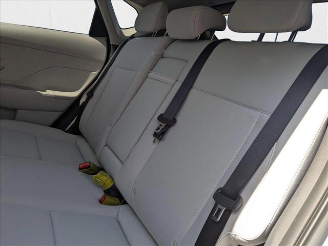 2025 Hyundai Kona SEL Convenience - Photo 18