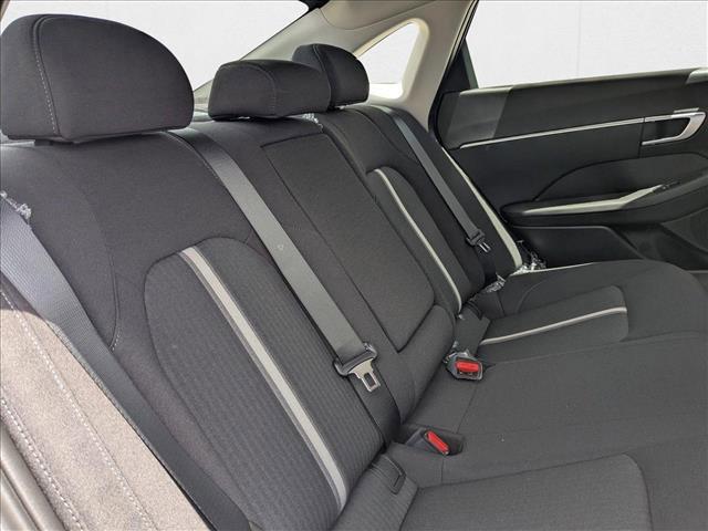 2025 Hyundai Sonata Hybrid SEL - Photo 19