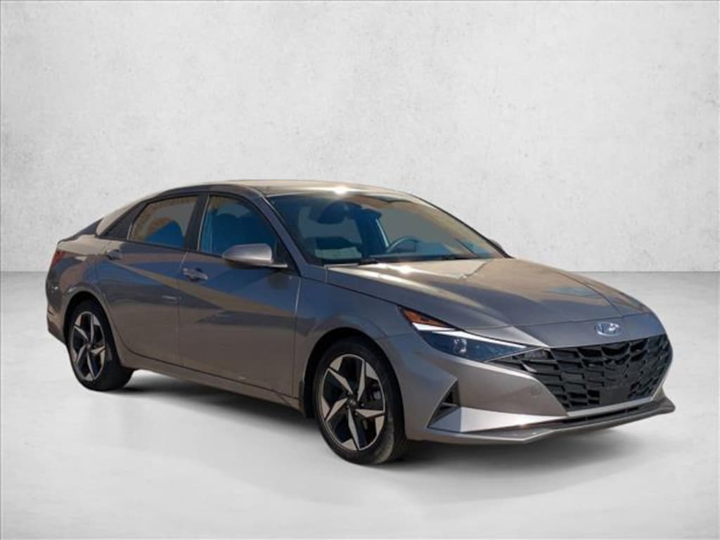 Used 2023 Hyundai Elantra SEL 4dr Car
