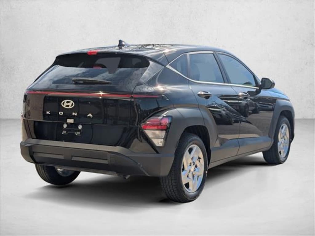 New 2026 Hyundai Kona SE FWD SUV