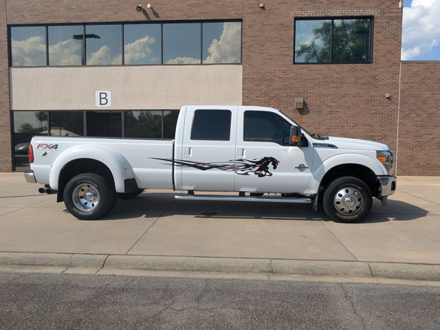 2014 Ford F-350 Lariat photo 4