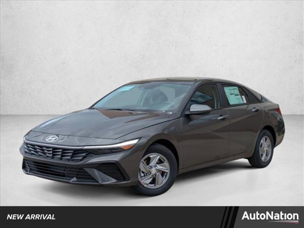 New 2026 Hyundai Elantra SE Sedan
