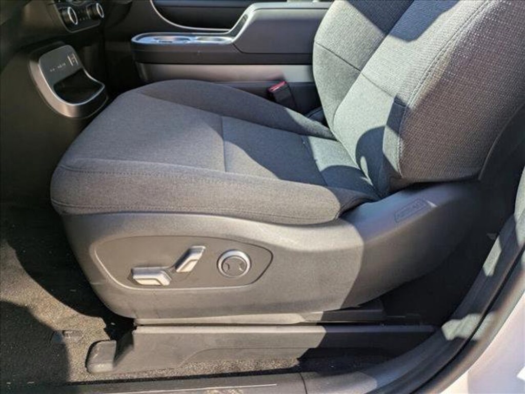 New 2026 Hyundai IONIQ 9 SE SUV