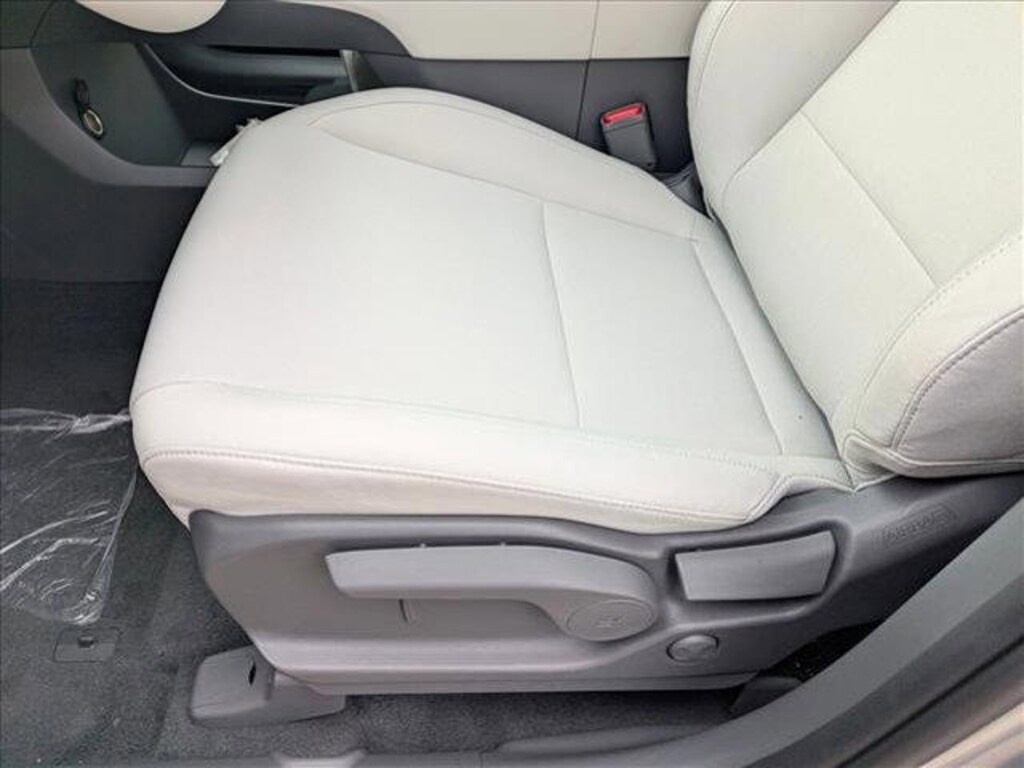 New 2026 Hyundai Santa Fe Hybrid SE SUV