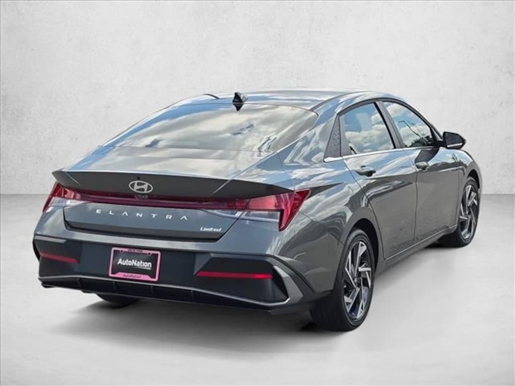 New 2026 Hyundai Elantra Limited Sedan