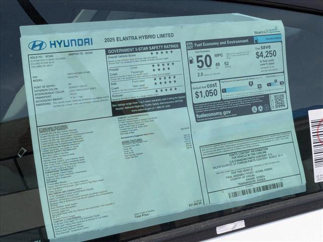 2025 Hyundai Elantra Limited - Photo 25