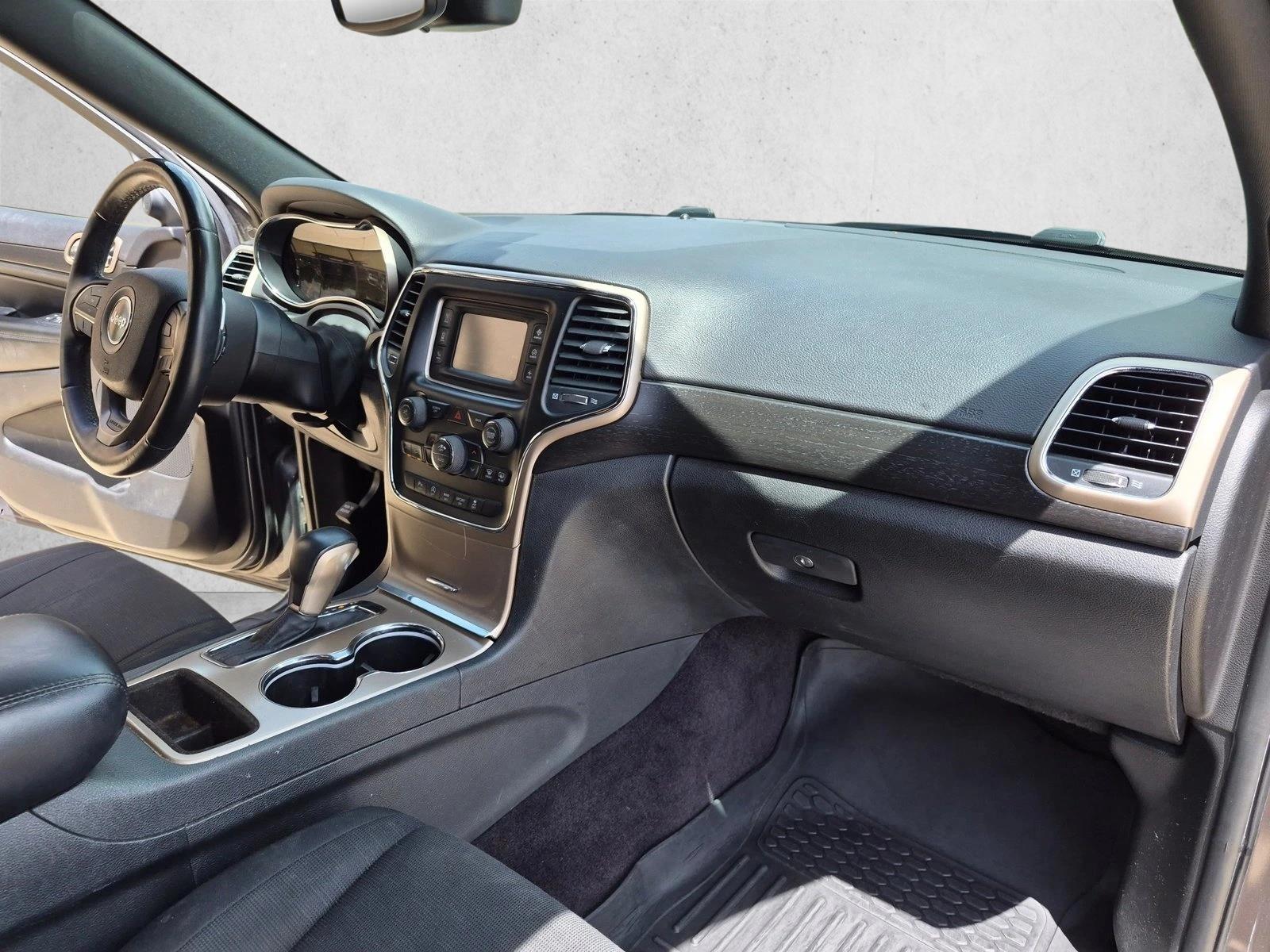 2017 Jeep Grand Cherokee Laredo E - Photo 21
